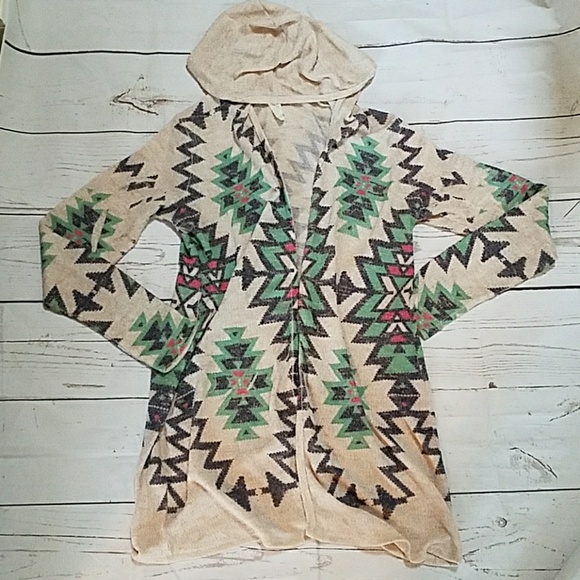 Silvergate Sweaters - Silvergate size Medium hooded cardigan